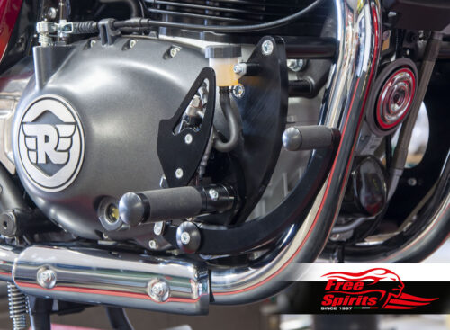 Estribos avanzados ajustables para Royal Enfield Super Meteor 650